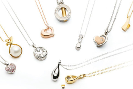 遺骨ペンダント