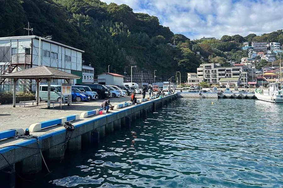 真鶴港・遊覧船のりば