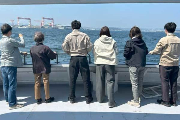 八景島沖・献花クルーズイメージ