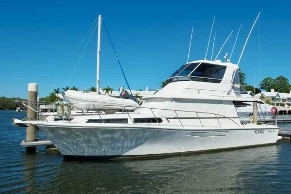 相模湾の大型船