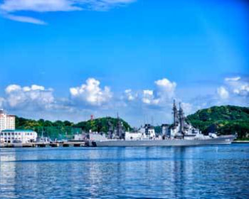 横須賀基地沖