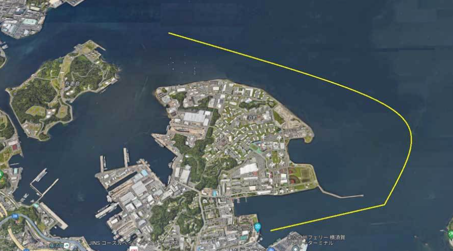 横須賀基地沖までの航路