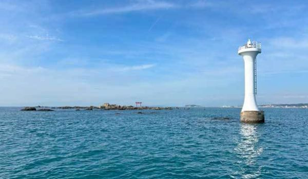 葉山沖の散骨海域の風景